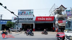 Trung tâm dịch vụ lốp xe Trần Đức tại Đồng Xoài